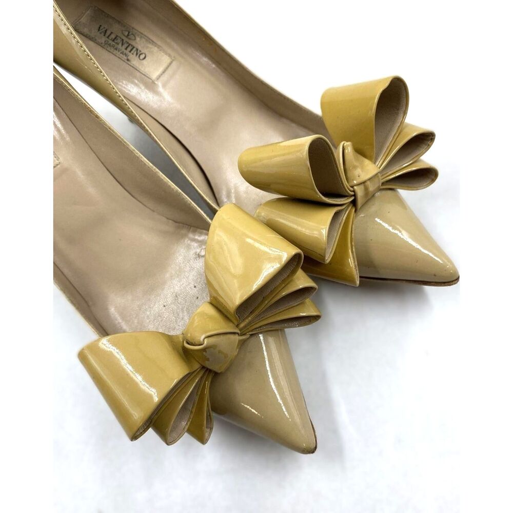 Valentino Garavani Leather High-Heeled Pumps with Bow Detail (37.5) W- 7